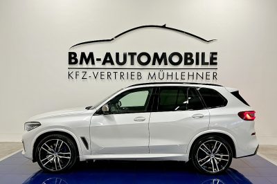 BMW X5 M50d 400PS,Panorama,HeadUp,Sitzlüftung,22″Alu bei BM-Automobile e.U. in 